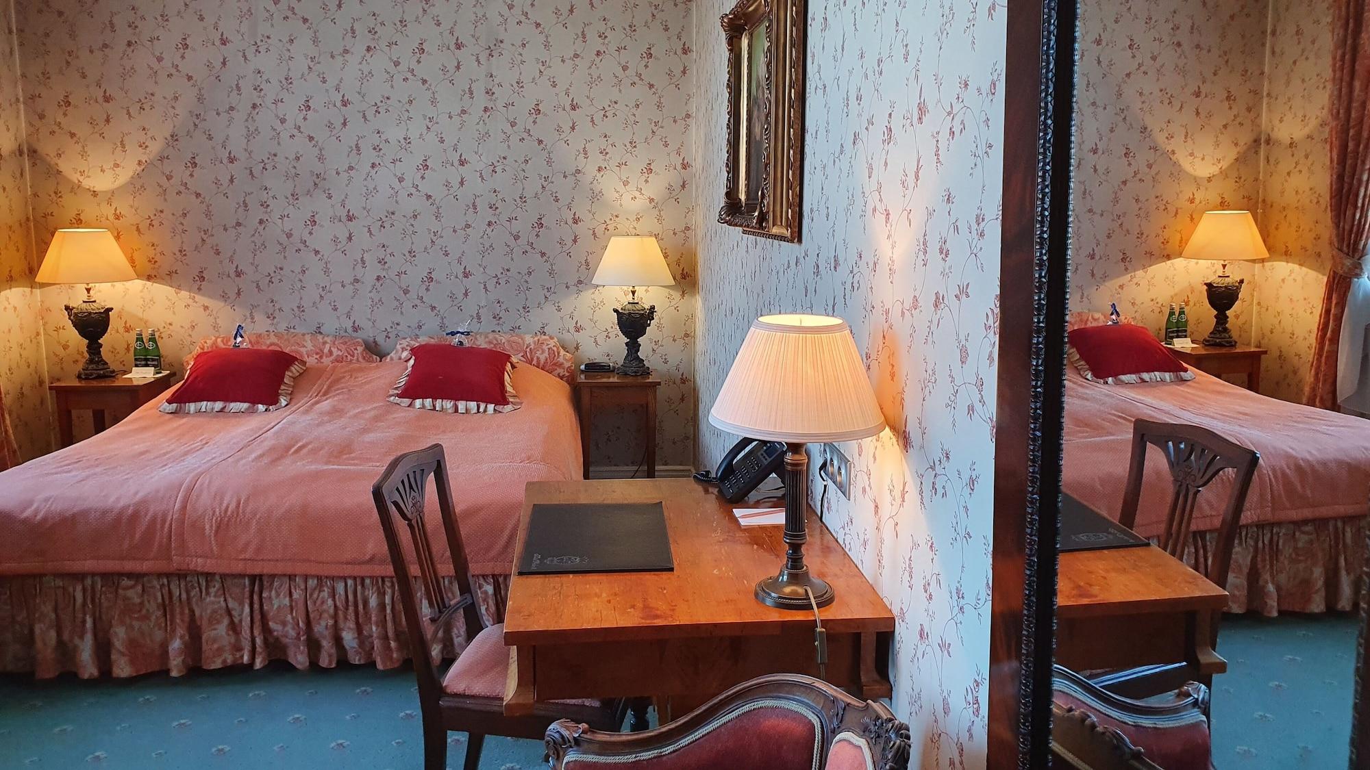 Podewils Old Town Hotell 5*